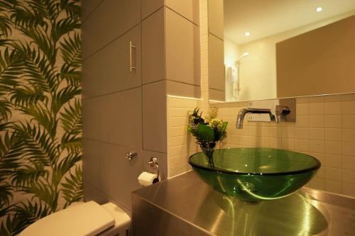 Gambar di galeri bagi Luxurious Penthouse with Bar at Glasgow Hydro & SECC di Glasgow
