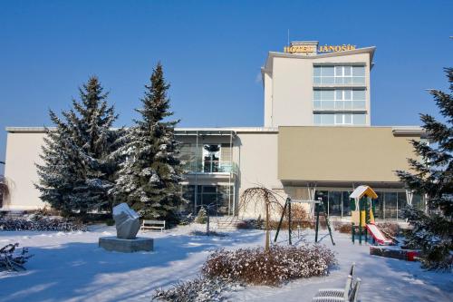 Hotel Janosik v zimě