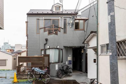 弥生町1丁目202