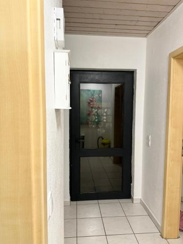 Fotografie z fotogalerie ubytování Neu renovierte Ferienwohnung mit Terrasse & schnellem WLAN im Odenwald v destinaci Fürth