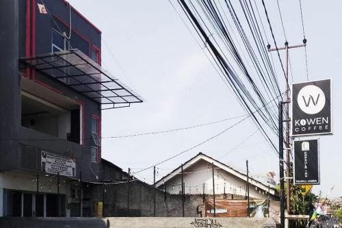 Fotografie z fotogalerie ubytování RedDoorz at Capsule Inn Teuku Umar v destinaci Tanjungkarang