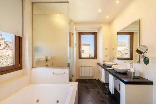Bagno di Áurea Convento Capuchinos by Eurostars Hotel Company