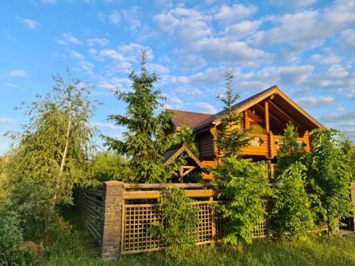 Κήπος έξω από το Cottage Radomyshl'
