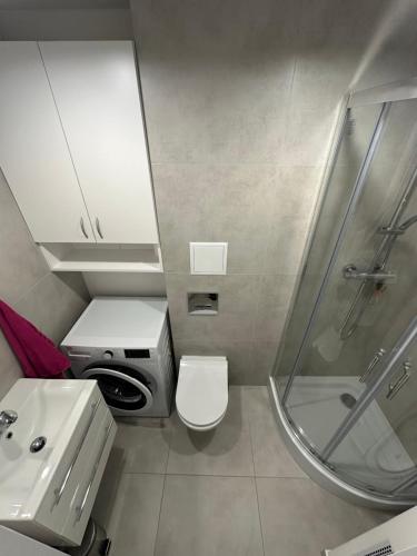 Ένα μπάνιο στο Apartament z balkonem