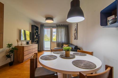 Flexible SelfCheckIns 92 - Zagreb - Parking - Loggia - Bedroom
