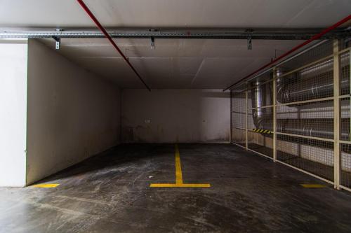 Flexible SelfCheckIns 92 - Zagreb - Parking - Loggia - Bedroom