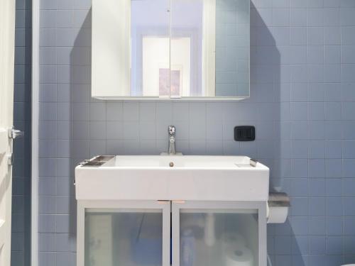 Sabelli Nightlife Apartment-LA SAPIENZA-TERMINI STATION
