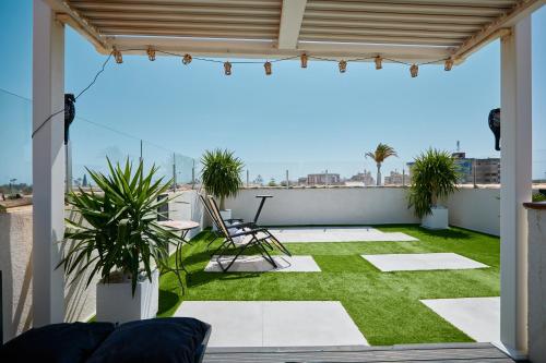 Casa Loresa Silver - by Welcomely