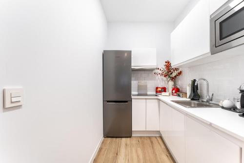 "Estudio Las Damas de Madrid"