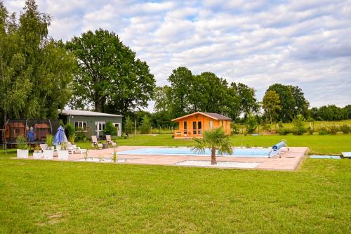 Fotografie z fotogalerie ubytování Nowy domek z podgrzewanym basenem na wyłączność v destinaci Braniewo