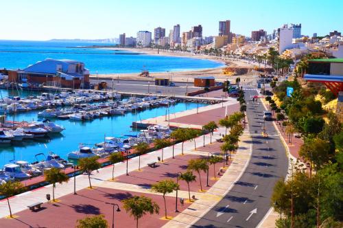 Sunny Escape in El Campello