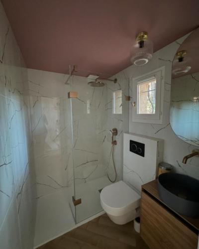 Un baño de Mazet à cogolin