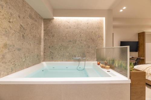 Charming Boho Haven - Luxurious Escape in Thisseio 3