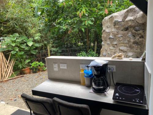 Fotografie z fotogalerie ubytování Villa Salvador - New Private Suite & Kitchen walk to Playa Chiquita v destinaci Talamanca