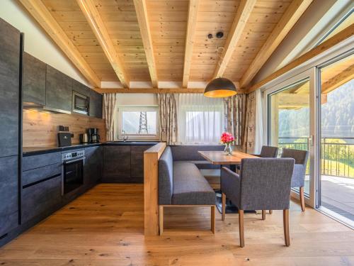 Chalet Pettneu am Arlberg - Top 4