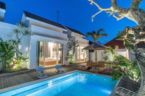 an image of a villa with a swimming pool at Alas Villa - 3 Bedrooms Private Pool Villa in Nusa Lembongan