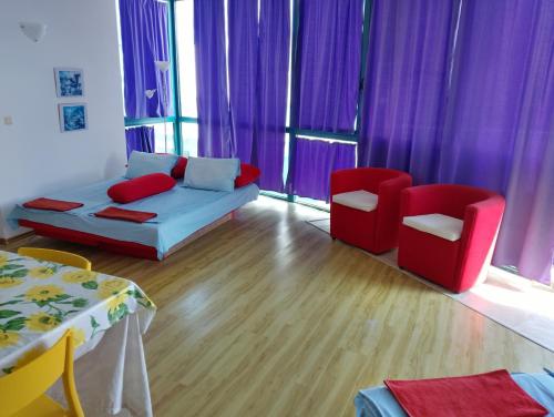 Kép 405 ul Rakovina,entrance E, 4 floor szállásáról Primorszkóban a galériában