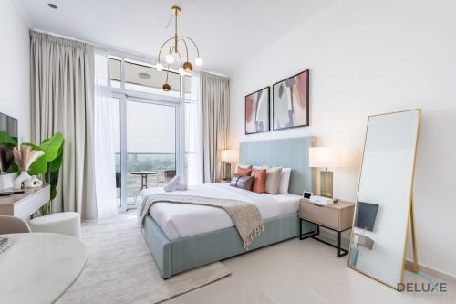 Inviting Studio in Damac Hills Carson B, Dubailand by Deluxe Holiday Homes