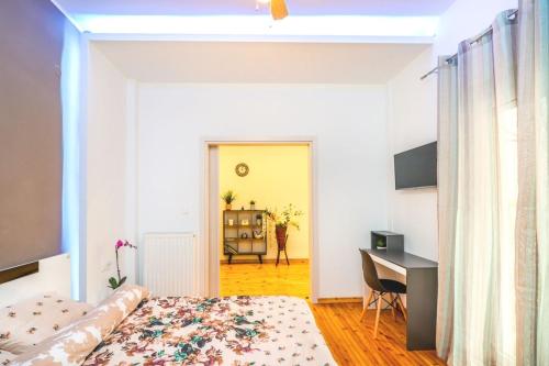 Filota Luxury Home - Free public parking