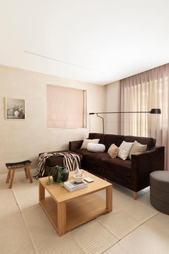 Posezení v ubytování The J Luxury Apartments - By Localz Group