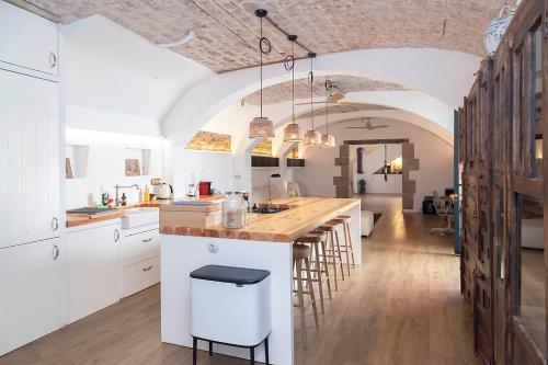 Foto A historic XVI century beach home near Barcelona 1