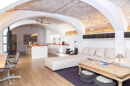 Foto A historic XVI century beach home near Barcelona 5