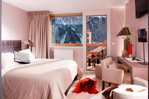 Gallery image of Hôtel & Spa L'Alta Peyra in Saint-Véran