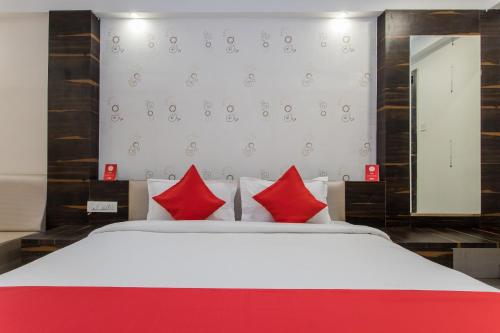 Postel nebo postele na pokoji v ubytování Hotel Galaxy