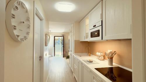 Golden Dream, Swimming Pool and parking