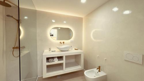 Golden Dream, Swimming Pool and parking