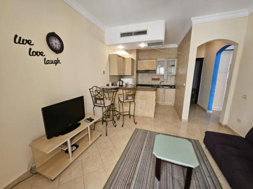 Φωτογραφία από το άλμπουμ του Palm Beach Piazza Apart hotel Sahl Hasheesh στη Χουργκάντα