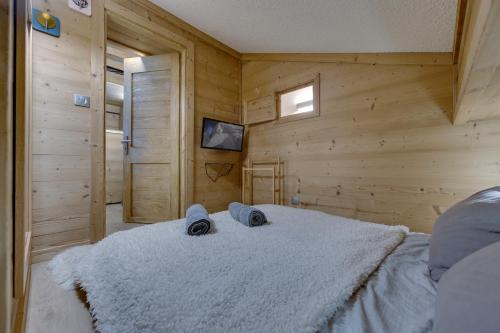 CHANTELOUVE Tres bel appartement avec une jolie Vue