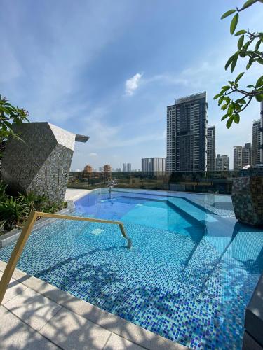 Πισίνα στο ή κοντά στο Lumiere Riverside - Raymond Holm - Luxurious 5-star apartment