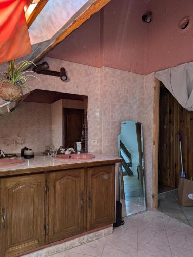 Photo de la galerie de l'établissement Chambre Lucile, nuit au calme en pleine nature, à Bagneux