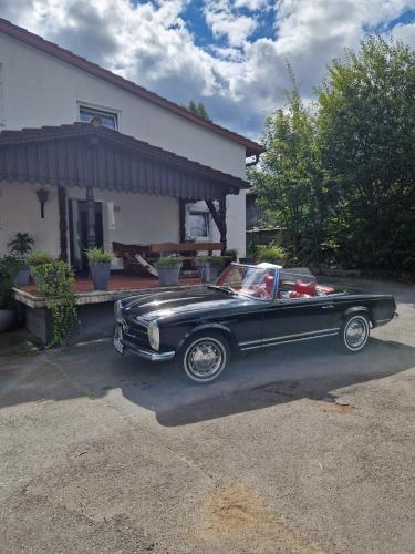 Fotografie z fotogalerie ubytování Ferienwonung mit 3 Schlafzimmer v destinaci Pullenreuth