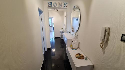 Ένα μπάνιο στο DEICHLIEBE 1 - traumhafter Ausblick, eigene Garage & kontaktloser Check-in - KOMFORT PUR!!!