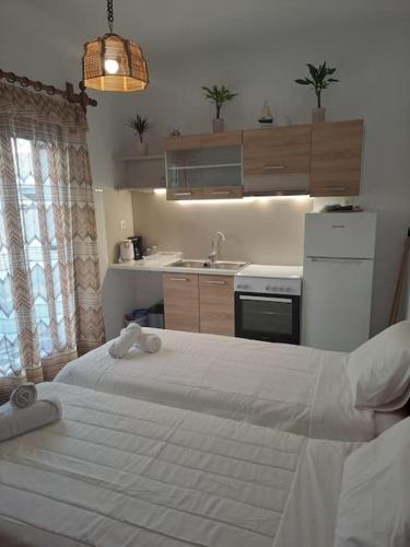 Aphrodite apartment