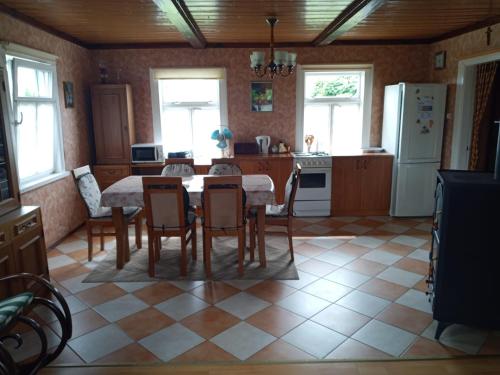 Kuchyň nebo kuchyňský kout v ubytování Agroturystyka Jałowo Wiejski Dom