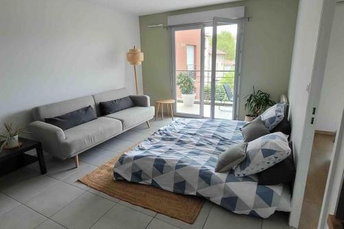 Un balcon à Monplaisir- 4 lits -garage - 47m2 photo 17