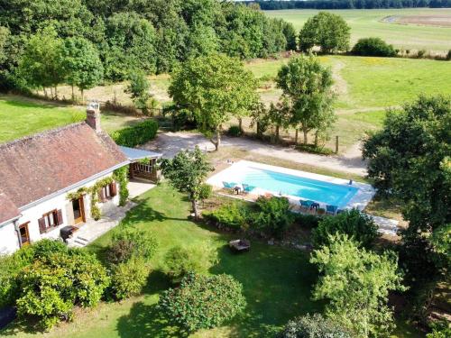 Retraite Champêtre avec Jardin, Piscine et Proximité Château à Châteaudun - FR-1-581-134