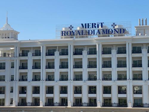 Το κτήριο όπου στεγάζεται  το διαμέρισμα