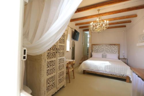 Gallery image of Greelax beachfront house in Zefiría