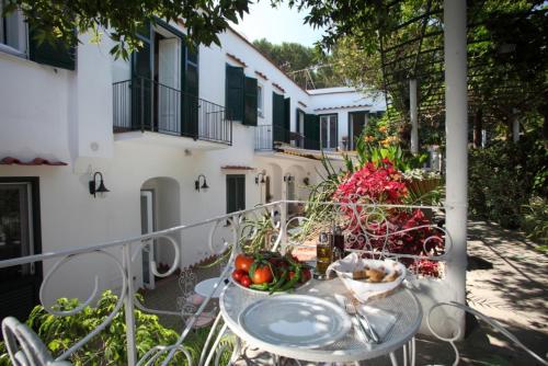 Galeriebild der Unterkunft Hotel & Residence Matarese in Ischia