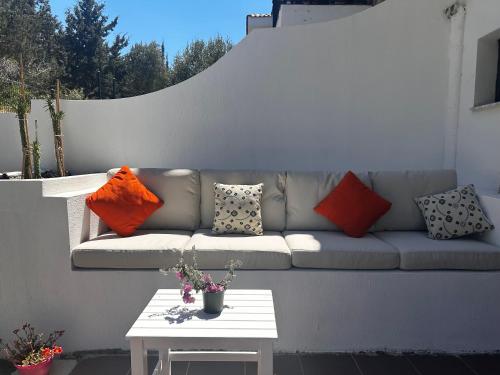 Ruang duduk di Villa Carian Trail evdatca - Datca Kargi Bay, Close to Beach