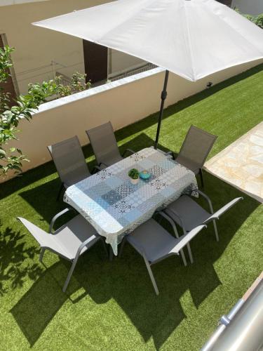 Φωτογραφία από το άλμπουμ του Secret Garden Guesthouse στην Καβάλα