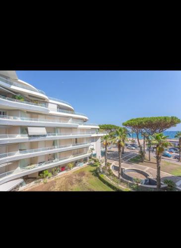 Superbe APT front de mer FRÉJUS PLAGE