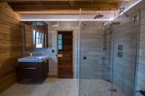 Koupelna v ubytování Ferienhaus Kraxlhütte Waltersdorf