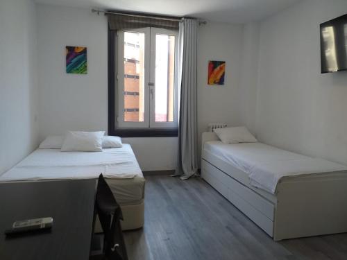 Estudio en Callao, 4 personas