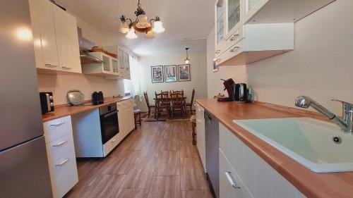 Kuchyň nebo kuchyňský kout v ubytování Gästehaus Gerhardt