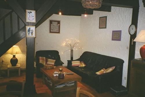 Posezení v ubytování Maison de caractère en Ardèche verte